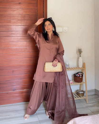 Mocha Muse Farshi Set
