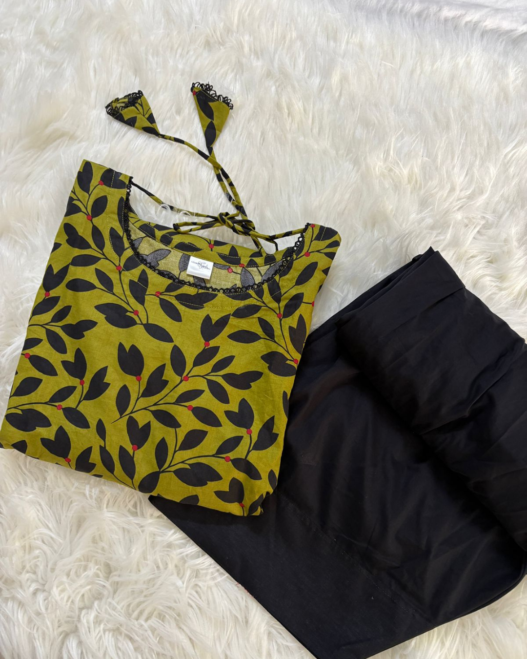 Green & Black Printed Lawn - Farshi Set 2 Pcs