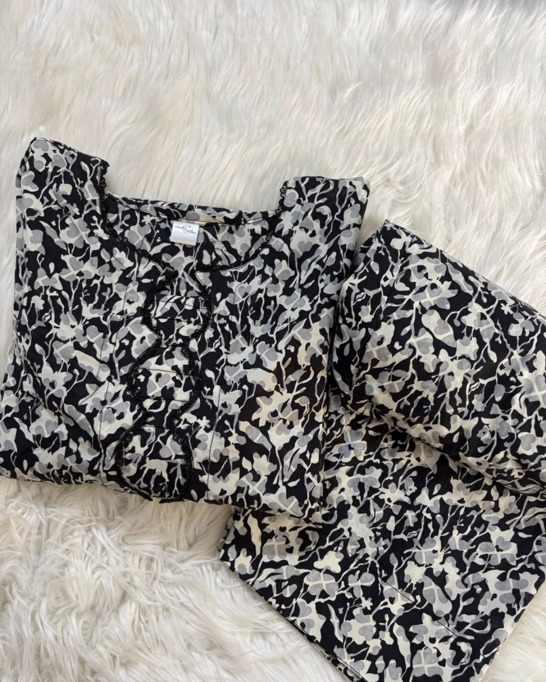 Black & White Linen Printed - 2 Pc