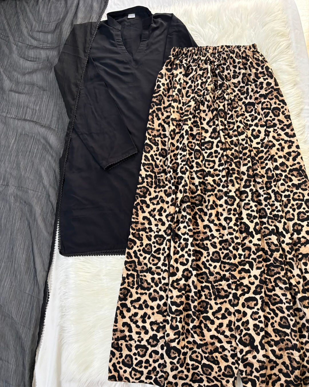 Black & Cheetah Print Linen - 3 PC Suit
