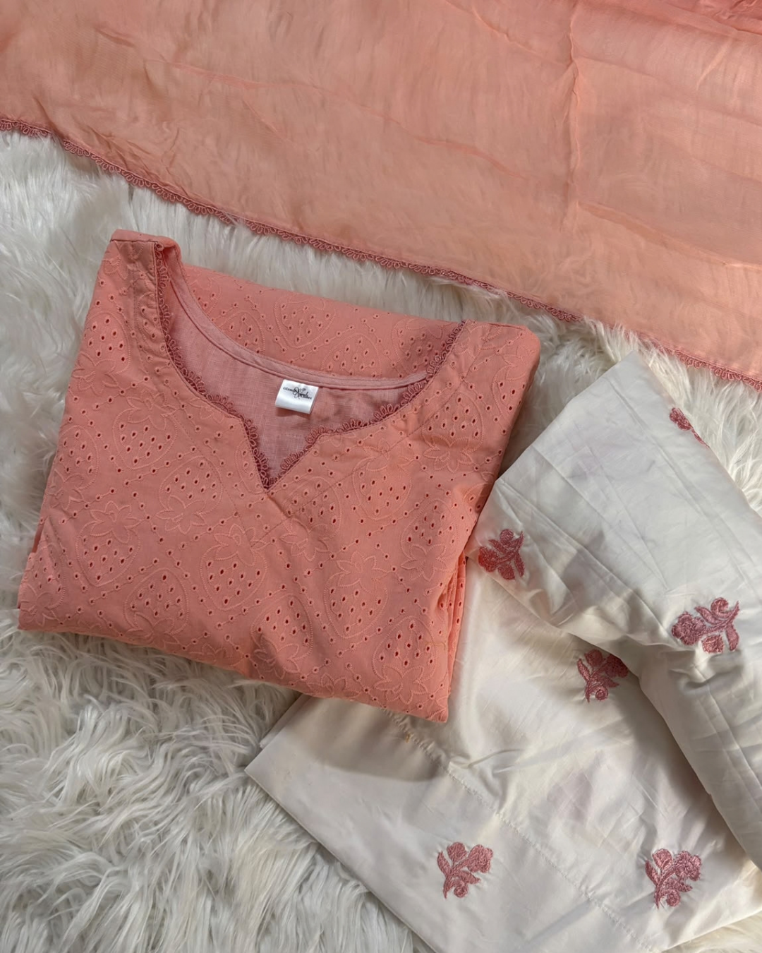 Peach Strawberry Farshi Set - 3 PC