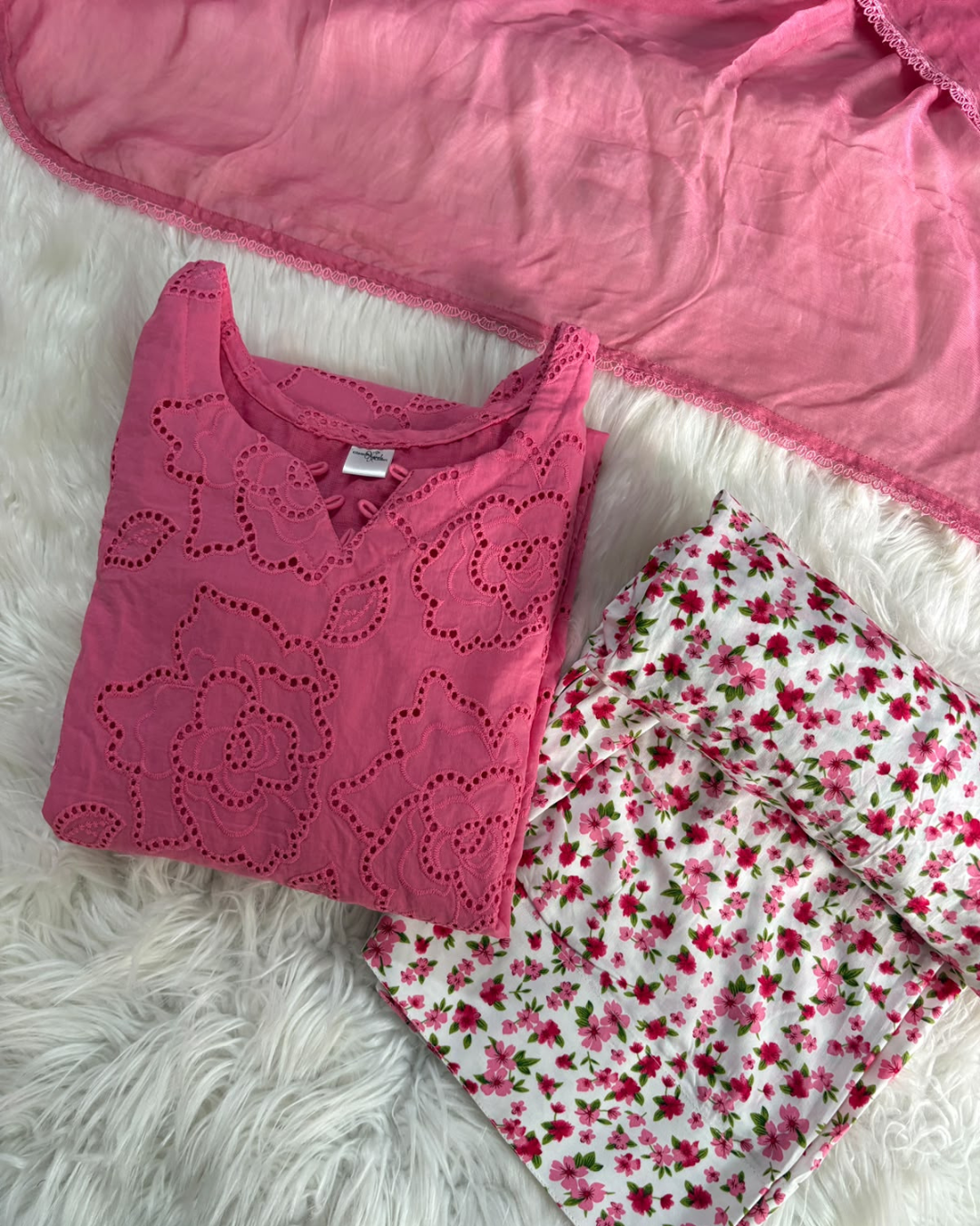 Rosy Bloom Chikankari 3 PC