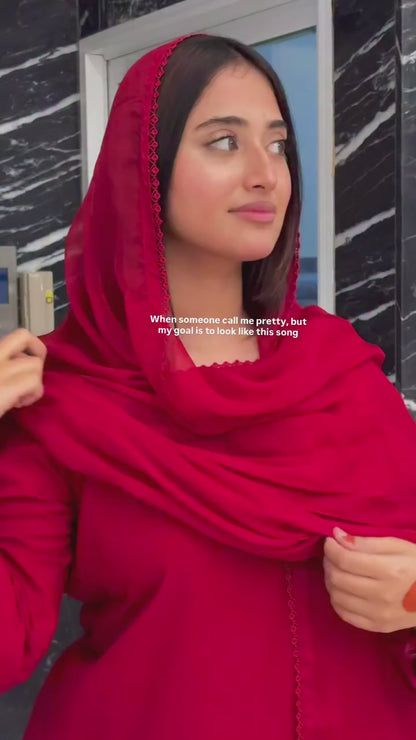 Maroon Kameez With White Linen Farshi Shalwar